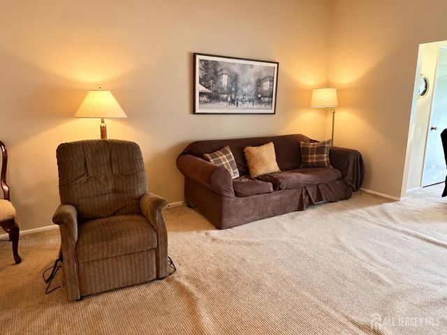 262 Wycoff Way, East Brunswick, NJ 08816
