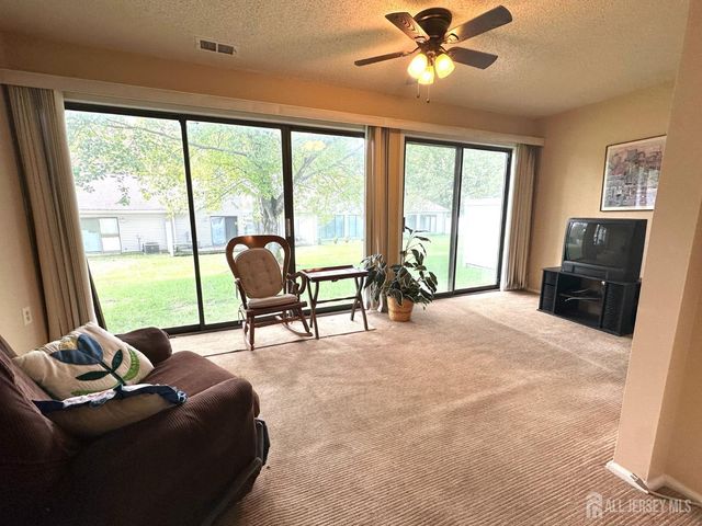 262 Wycoff Way, East Brunswick, NJ 08816