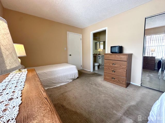 262 Wycoff Way, East Brunswick, NJ 08816