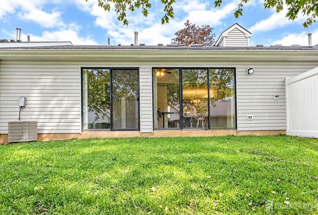 262 Wycoff Way, East Brunswick, NJ 08816