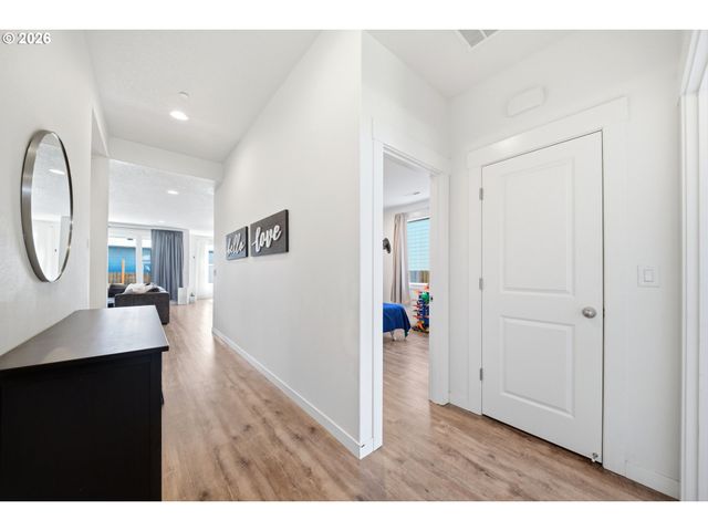 2309 Ne 82ND St, Vancouver, WA 98665