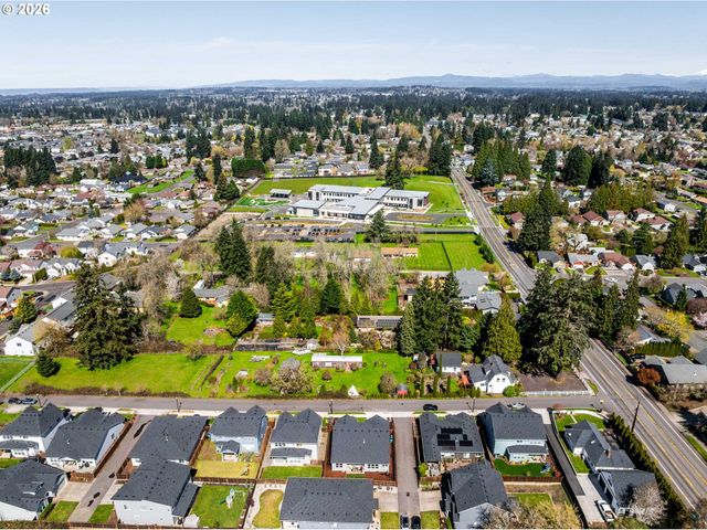 2309 Ne 82ND St, Vancouver, WA 98665