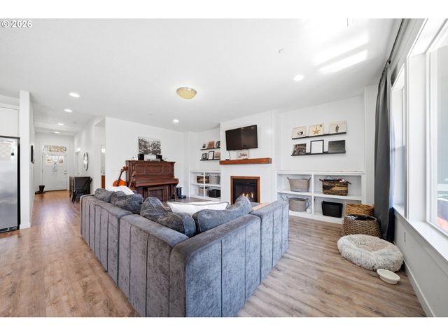 2309 Ne 82ND St, Vancouver, WA 98665