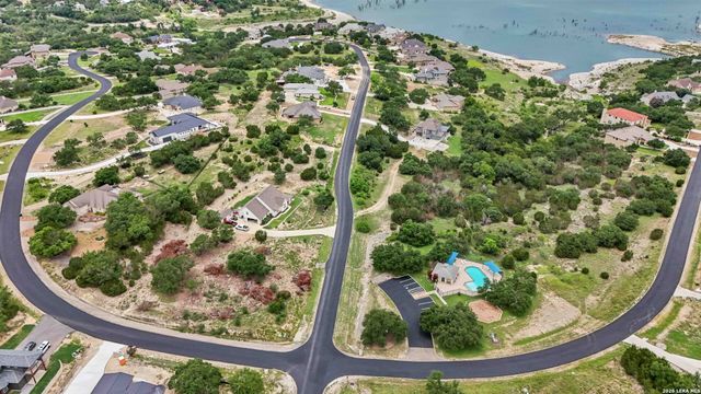 378 Oak Shores, Canyon Lake, TX 78133