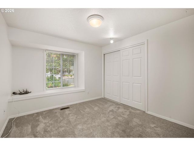 391 Sw NANCY Ave, Gresham, OR 97030