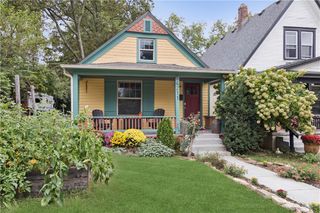 4211 Charlotte Street, Kansas City, MO 64110