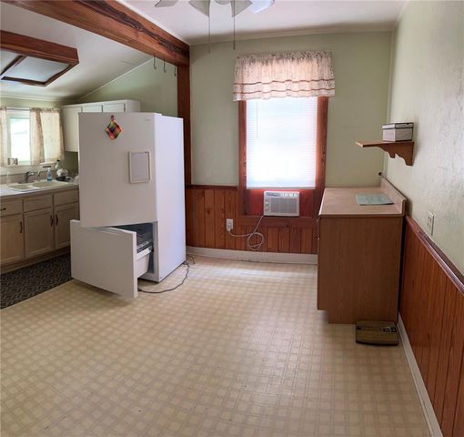142 NW 2ND AVENUE, Williston, FL 32696