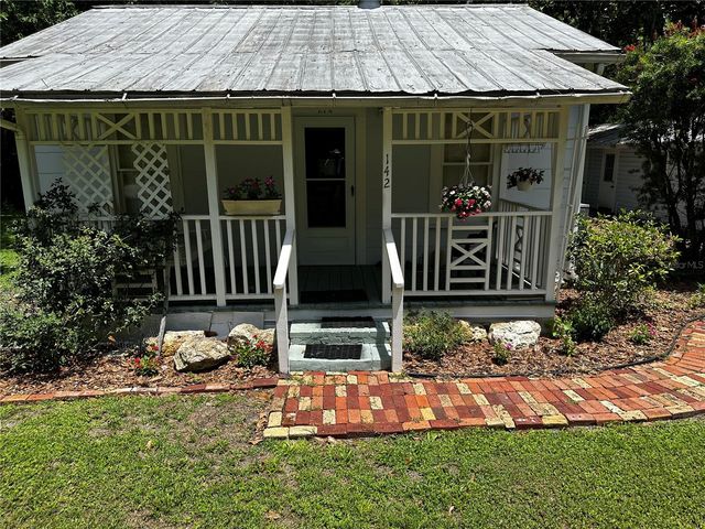 142 NW 2ND AVENUE, Williston, FL 32696
