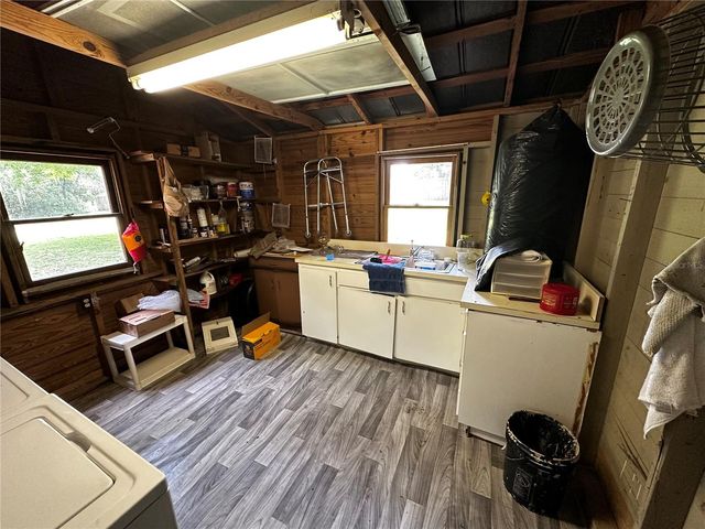 142 NW 2ND AVENUE, Williston, FL 32696