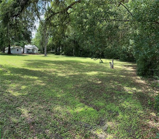 142 NW 2ND AVENUE, Williston, FL 32696
