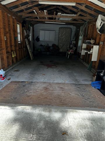 142 NW 2ND AVENUE, Williston, FL 32696