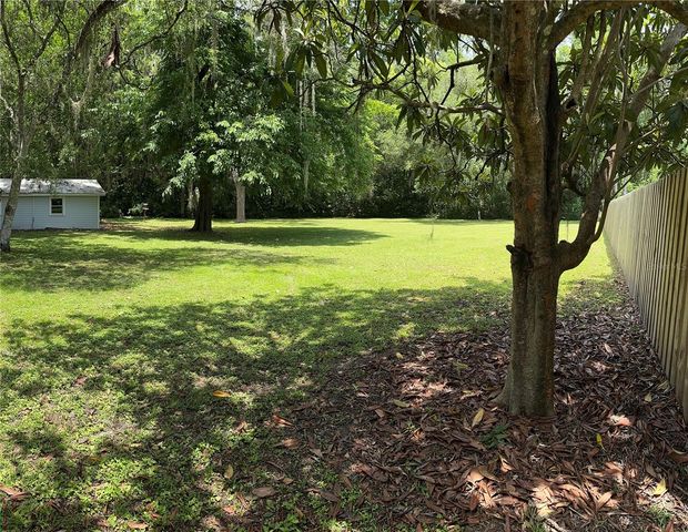 142 NW 2ND AVENUE, Williston, FL 32696