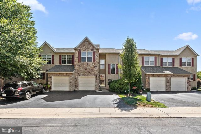 81 CHADWICK CIR, Eagleville, PA 19403