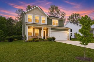 599 Ballard Dr, White House, TN 37188