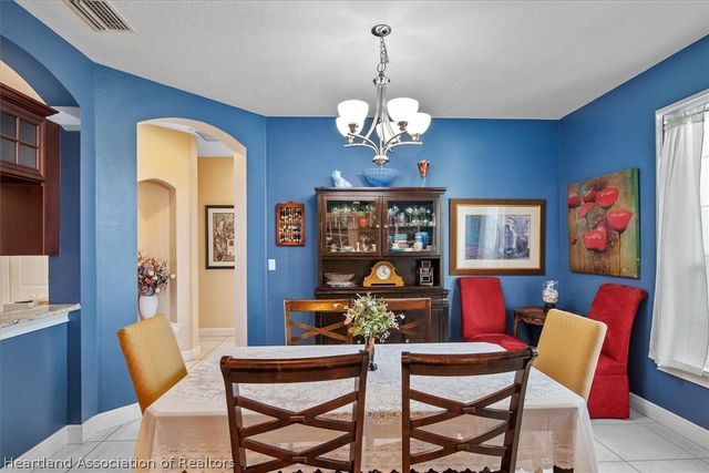 7026 Strafford Oaks Drive, Sebring, FL 33875