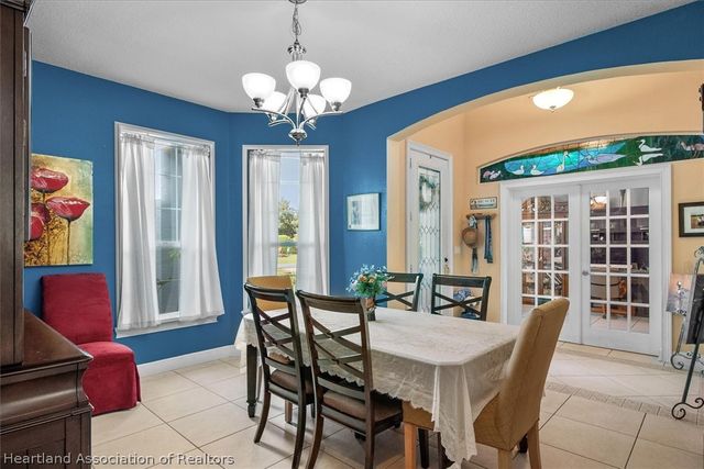 7026 Strafford Oaks Drive, Sebring, FL 33875