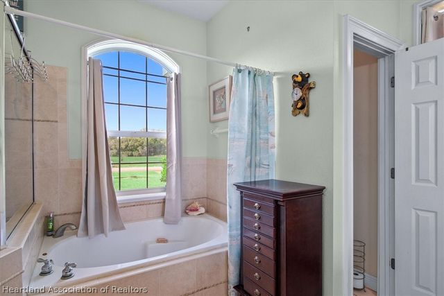 7026 Strafford Oaks Drive, Sebring, FL 33875