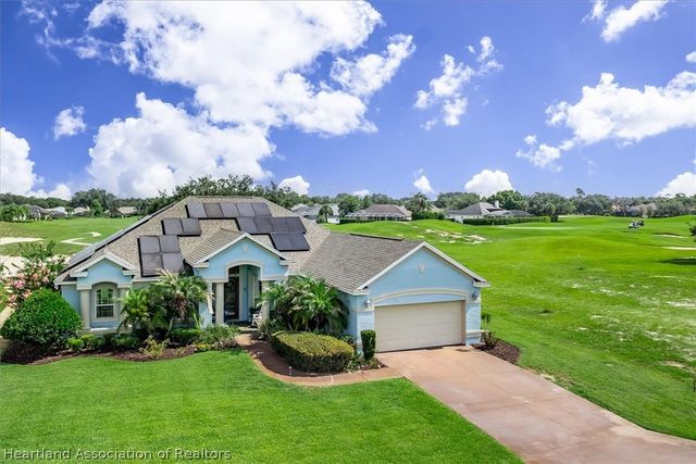 7026 Strafford Oaks Drive, Sebring, FL 33875