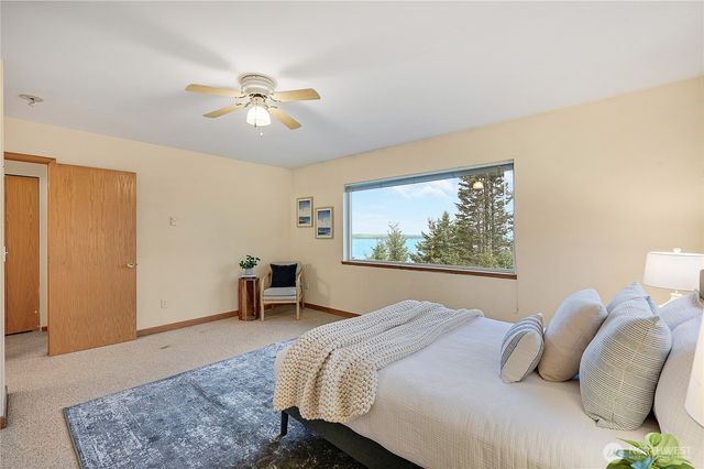 320 N North Street, Sequim, WA 98382