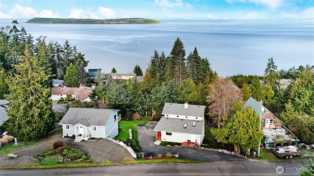 320 N North Street, Sequim, WA 98382