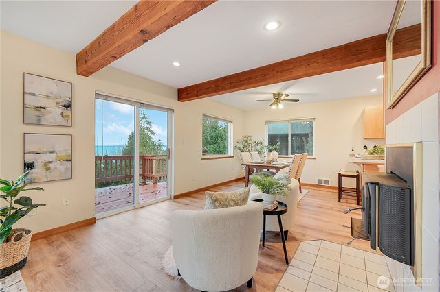 320 N North Street, Sequim, WA 98382