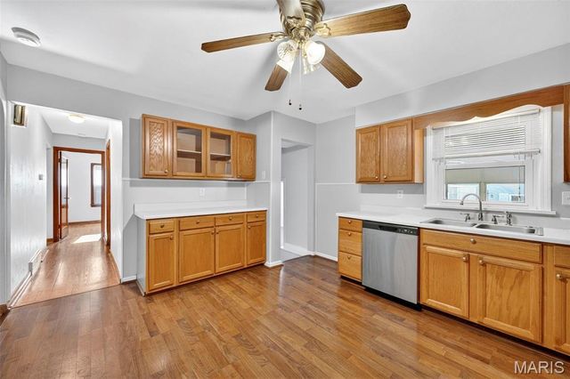 6924 Bancroft Avenue, St Louis, MO 63109