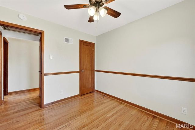 6924 Bancroft Avenue, St Louis, MO 63109