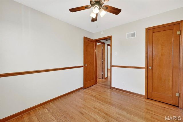 6924 Bancroft Avenue, St Louis, MO 63109