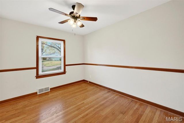 6924 Bancroft Avenue, St Louis, MO 63109