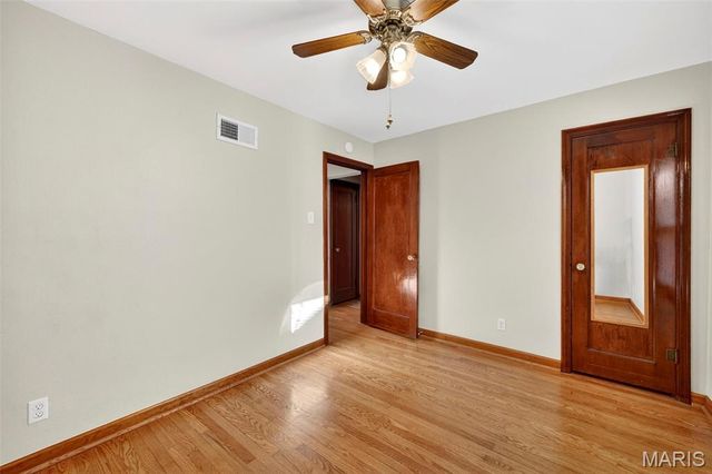 6924 Bancroft Avenue, St Louis, MO 63109