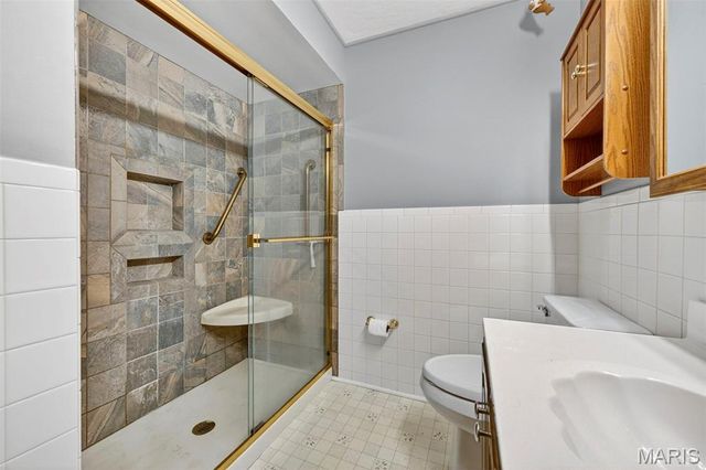 6924 Bancroft Avenue, St Louis, MO 63109