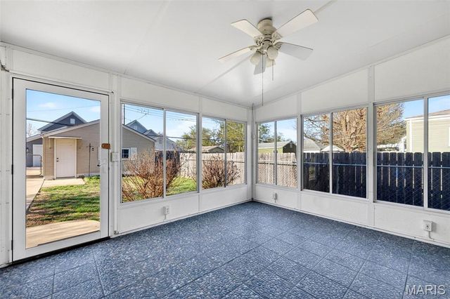 6924 Bancroft Avenue, St Louis, MO 63109