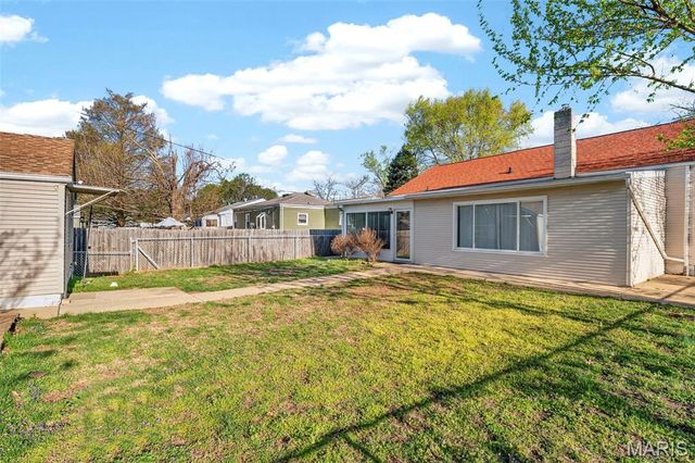 6924 Bancroft Avenue, St Louis, MO 63109