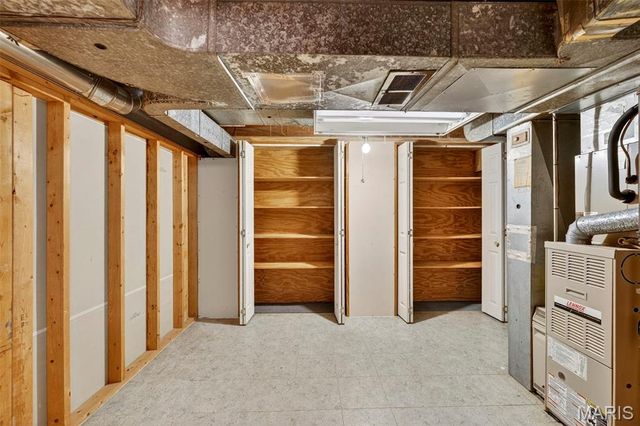 6924 Bancroft Avenue, St Louis, MO 63109