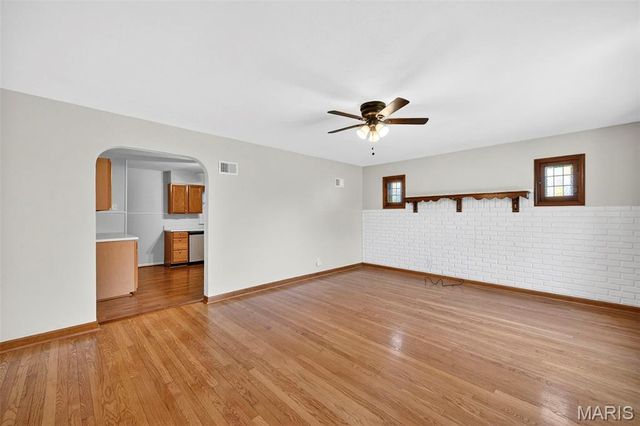 6924 Bancroft Avenue, St Louis, MO 63109