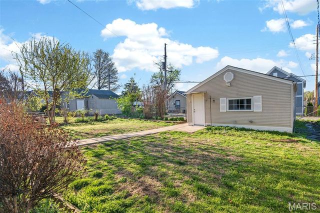 6924 Bancroft Avenue, St Louis, MO 63109