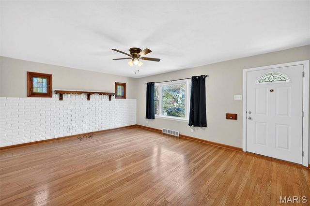 6924 Bancroft Avenue, St Louis, MO 63109