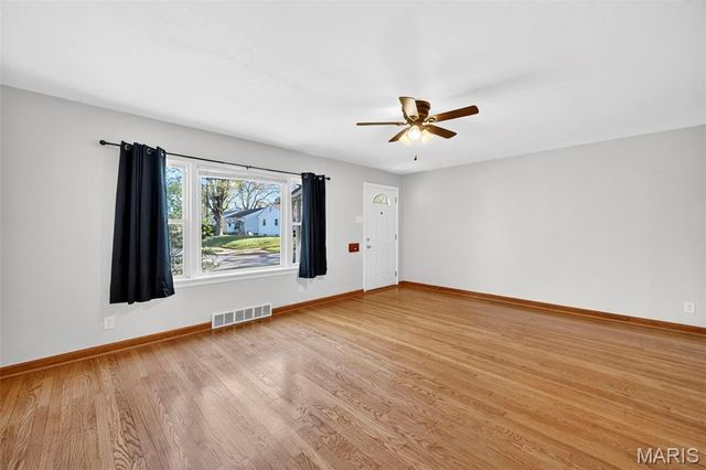 6924 Bancroft Avenue, St Louis, MO 63109