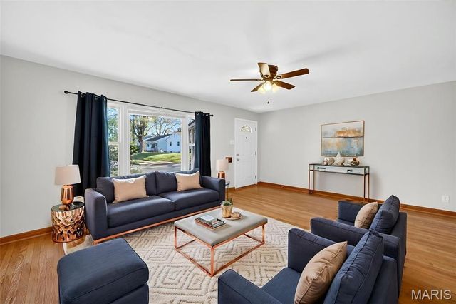 6924 Bancroft Avenue, St Louis, MO 63109