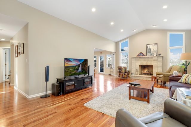 9420 Seton Place, Orland Park, IL 60467