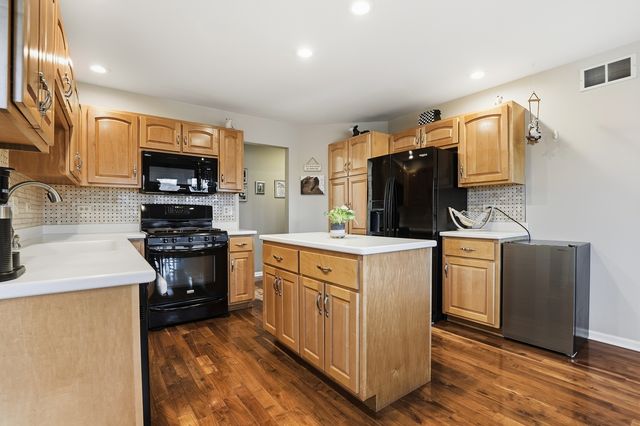 9420 Seton Place, Orland Park, IL 60467