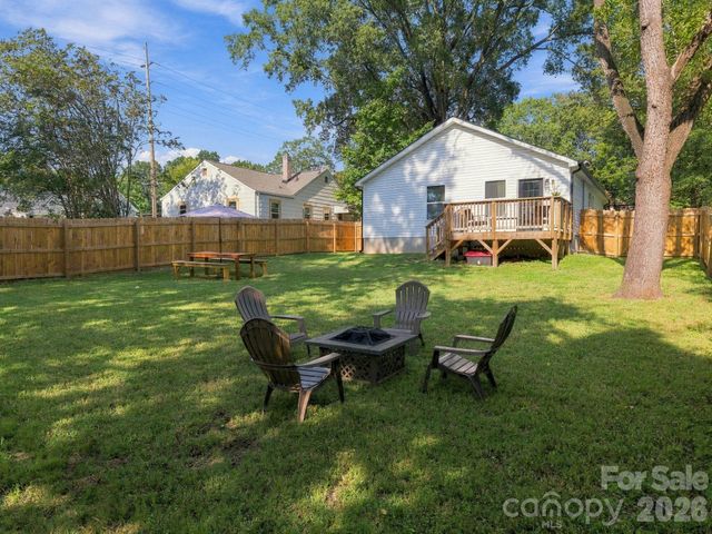 523 Gibson Drive NW, Concord, NC 28025