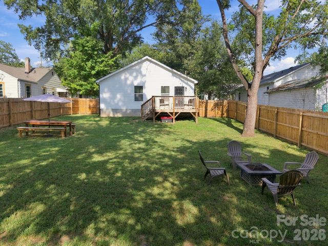 523 Gibson Drive NW, Concord, NC 28025