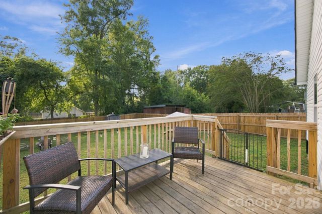 523 Gibson Drive NW, Concord, NC 28025