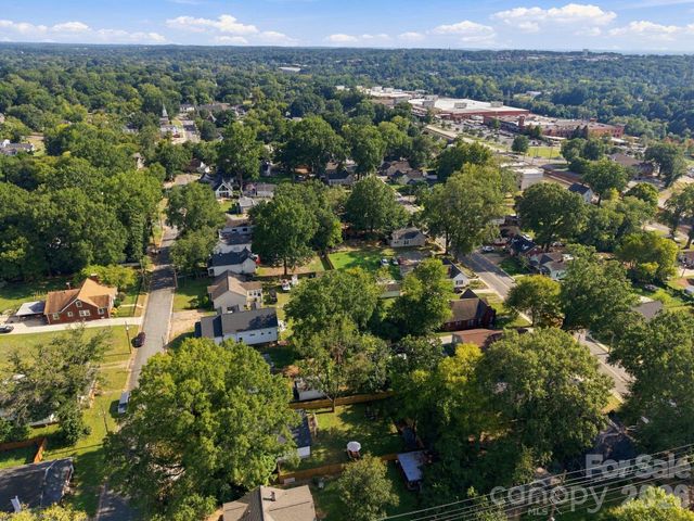 523 Gibson Drive NW, Concord, NC 28025