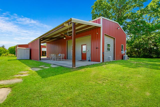 101 S County Road 35810, Arthur City, TX 75411