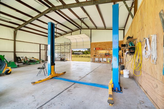 101 S County Road 35810, Arthur City, TX 75411
