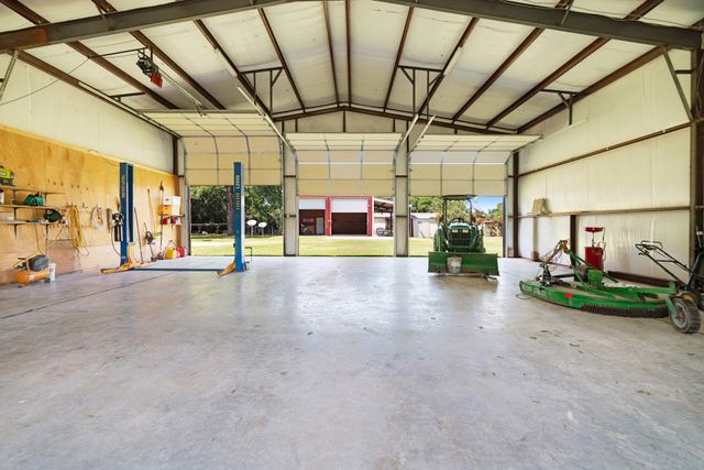 101 S County Road 35810, Arthur City, TX 75411