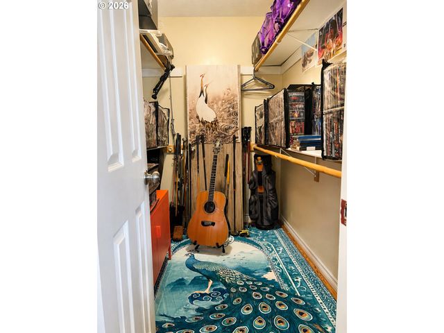 29 OSWEGO Smt, Lake Oswego, OR 97035