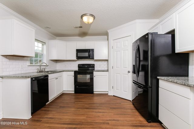 3715 Highland Drive, Ayden, NC 28513